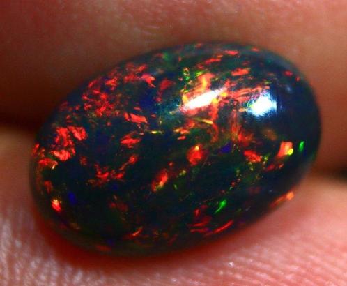 Gratis verzending - Ct. 2,60 Ethiopisch zwart opaal -, Verzamelen, Mineralen en Fossielen