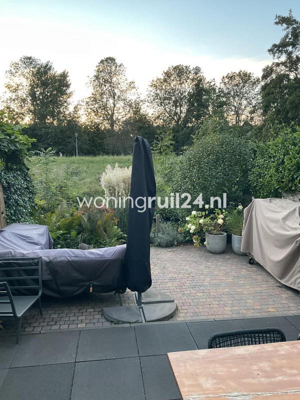 Woningruil - Emiliano Zapataplein 4 - 4 kamers, Huizen en Kamers, Woningruil, Noord-Holland
