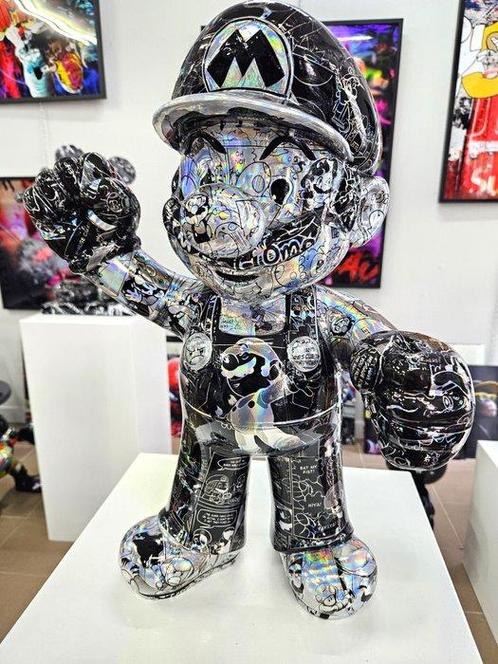 Patryk Konrad - Mario resin sculpture, holographic pop art, Antiek en Kunst, Kunst | Schilderijen | Modern