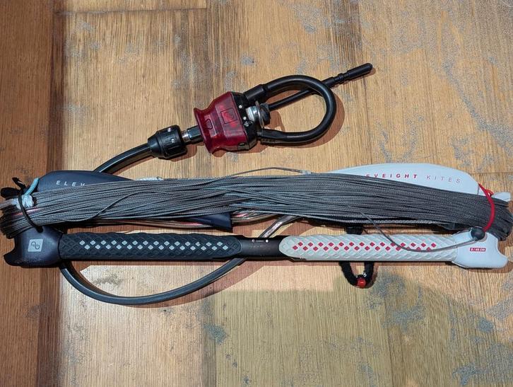 Eleveight Auto bar V1, Watersport en Boten, Kitesurfen, Bar, Gebruikt