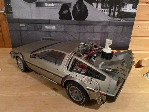 De Agostini 1:8 - Modelauto - DMC DeLorean, Hobby en Vrije tijd, Modelauto's | 1:5 tot 1:12
