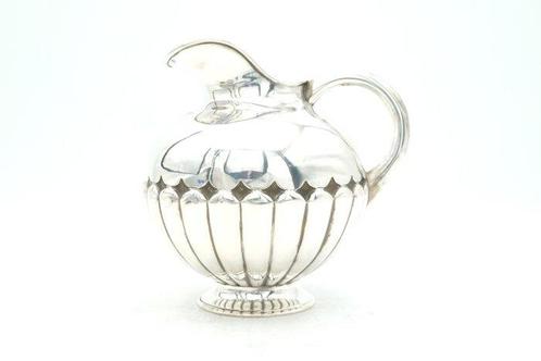 Kruik - .833 zilver - Geribbelde versiering, Antiek en Kunst, Antiek | Goud en Zilver