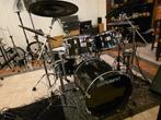 Opruiming Roland VAD507 EN VAD307 , Artesia A250 ETC., Muziek en Instrumenten, Drumstellen en Slagwerk, Ophalen of Verzenden, Zo goed als nieuw
