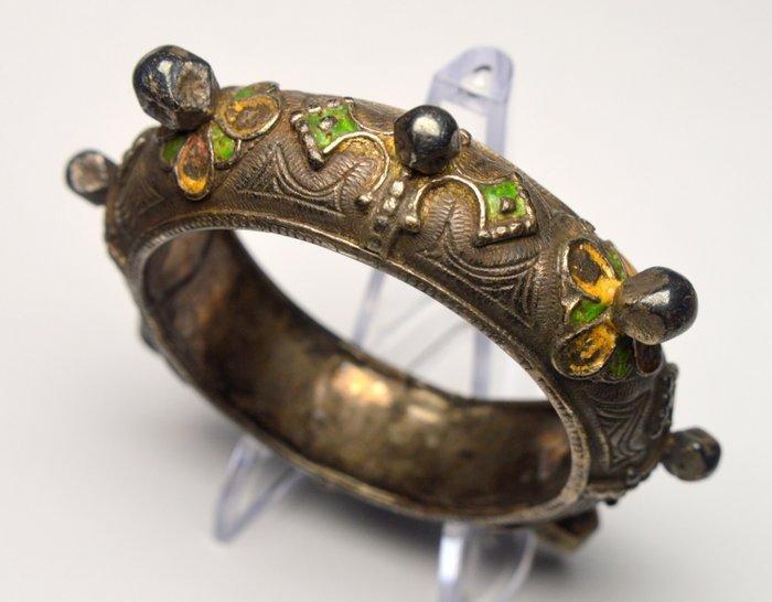 Berber armband - Zilver - Marokko - midden 20e eeuw, Antiek en Kunst, Kunst | Niet-Westerse kunst