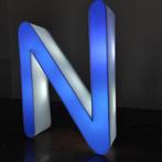 Tafellamp - Letter N - Plastic