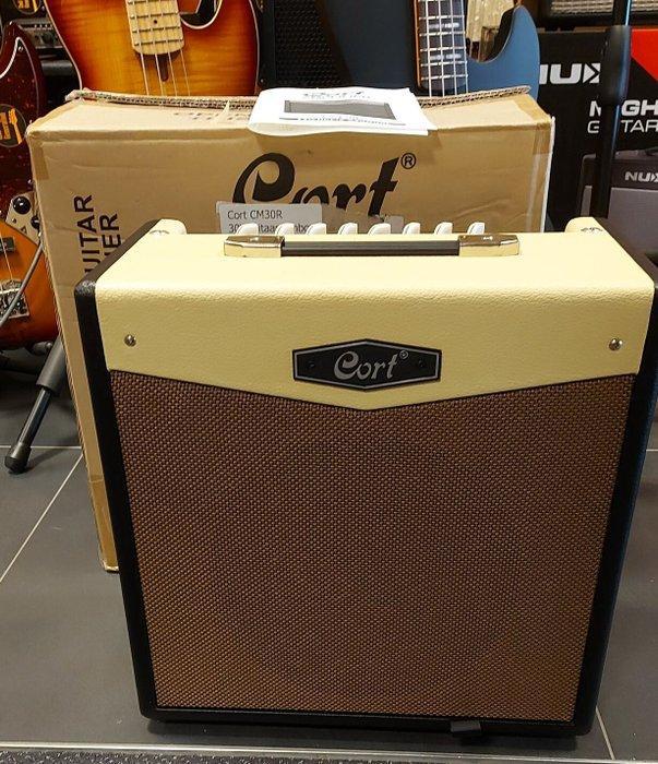 Cort - Gitaar eindversterker (Zonder Minimumprijs), Muziek en Instrumenten, Snaarinstrumenten | Gitaren | Akoestisch