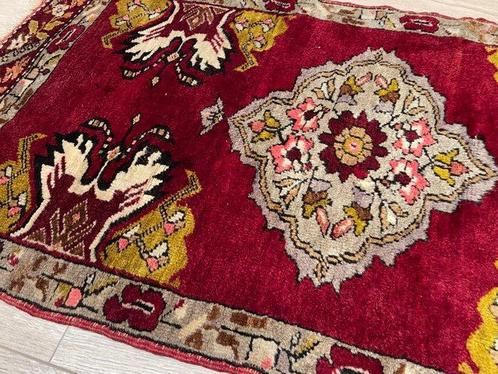 Turks Yastik - Tapijt - 104 cm - 54 cm, Huis en Inrichting, Stoffering | Tapijten en Kleden