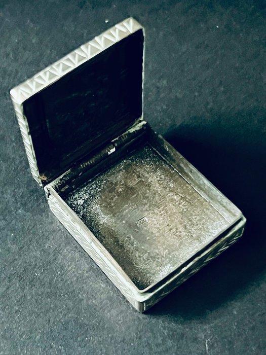 Doos - .900 zilver - Religieus pilletje, Antiek en Kunst, Kunst | Niet-Westerse kunst