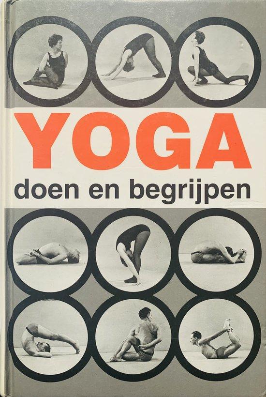 Yoga: Doen en begrijpen. 9789029240017 André Van Lysebeth, Boeken, Kookboeken, Gelezen, Verzenden