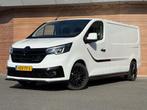 Renault Trafic 2.0 Blue dCi 130 T30 L2H1 Luxe Black Edition, Stof, Gebruikt, Renault, Wit