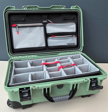 Opruiming van Peli Cases, Nanuk Cases en div accessoires beschikbaar voor biedingen