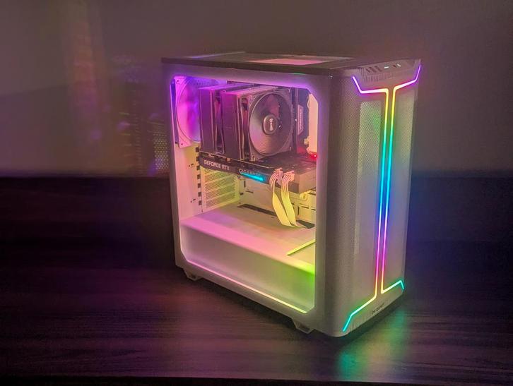 RGB game PC Ryzen 7 8700F – RTX 3060Ti – 16gb – 1TB, Computers en Software, Desktop Pc's, 3 tot 4 Ghz, SSD, Refurbished, 16 GB