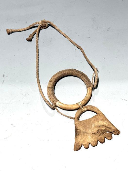 Vermogenobject van een bekende lokale leider van, Antiek en Kunst, Kunst | Niet-Westerse kunst