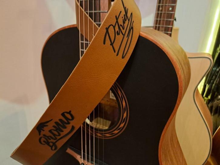 Ga jij ook op een Bromo uit de Tahoma Series spelen?, Muziek en Instrumenten, Snaarinstrumenten | Gitaren | Akoestisch, Western- of Steelstringgitaar