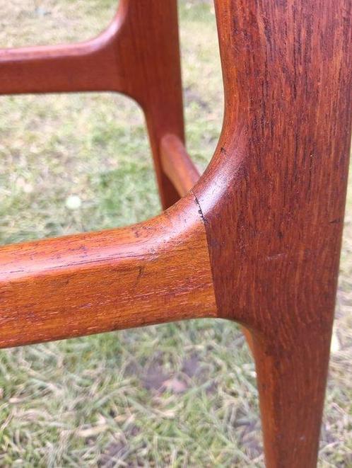 Oddense Maskinsnedkeri - Erik Buck - Kruk - Hout, Skai, Antiek en Kunst, Antiek | Meubels | Stoelen en Banken