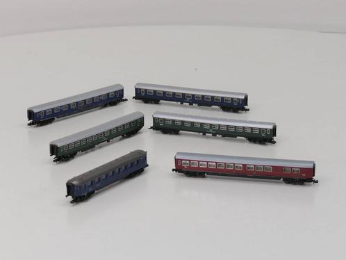 Schaal N Arnold 0321 Personenwagen, Arnold 0323 2 x Perso..., Hobby en Vrije tijd, Modeltreinen | N-Spoor, Gelijkstroom, Analoog