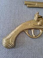 Decoratief ornament (2) - Vintage messing pistolen, Antiek en Kunst