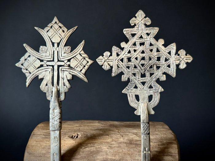 Kruis (2) - Koptisch - zilverlegering - 1990-2000 - Meskel -, Antiek en Kunst, Antiek | Boeken en Bijbels