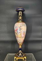 Vaas - Porselein - Met de hand geschilderde vaas, Antiek en Kunst