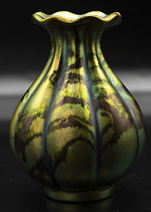 Zsolnay Art Nouveau Ceramic Vase with Green Eosin Glaze,, Antiek en Kunst, Antiek | Glas en Kristal