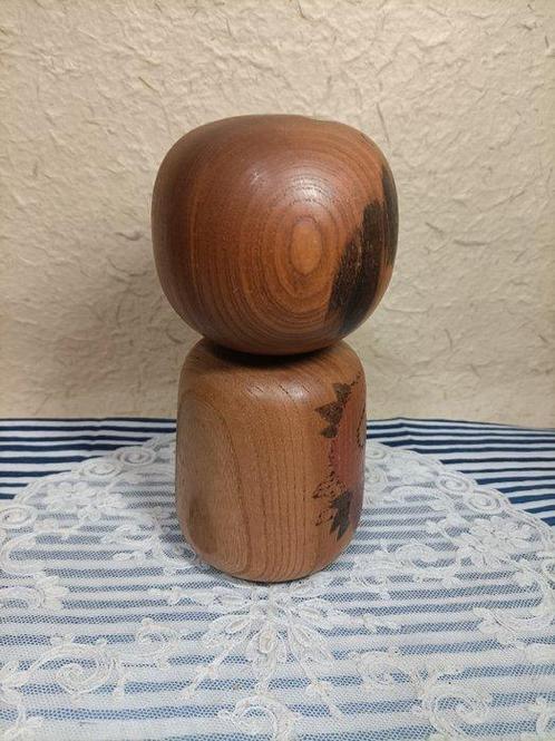 sculptuur, Cute Traditional craft kokeshi dolls - 17 cm -, Antiek en Kunst, Curiosa en Brocante