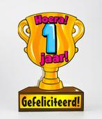 Trofee kaart - 1 jaar, Hobby en Vrije tijd, Feestartikelen, Nieuw, Ophalen of Verzenden