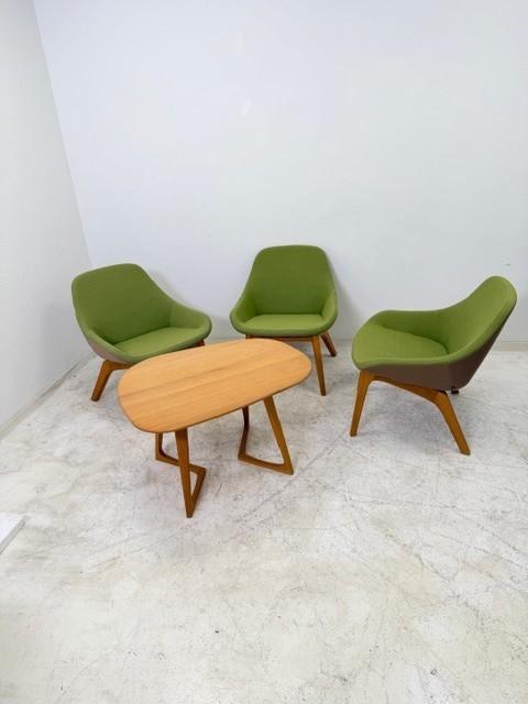 Zeitraum Twist Couch eiken salontafel gebruikt, Zakelijke goederen, Kantoor en Winkelinrichting | Kantoormeubilair en Inrichting