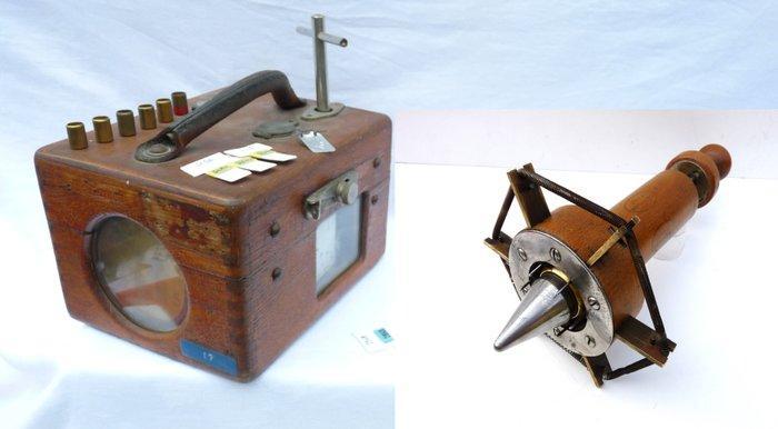 Very rare equipment for pigeon racing enthusiasts: BENZING, Antiek en Kunst, Antiek | Wandborden en Tegels