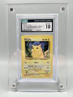 The Pokémon Company Graded card - Pikachu Holo - CGC 10, Hobby en Vrije tijd, Verzamelkaartspellen | Pokémon, Nieuw