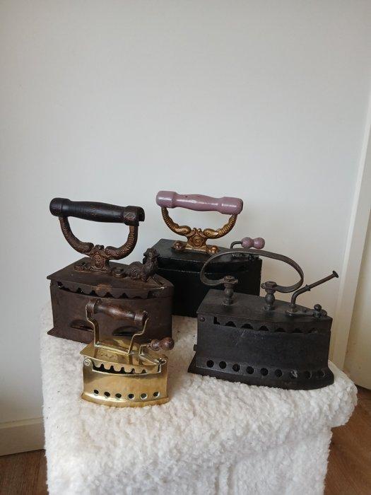 Strijkijzer (4) - Staal, Messing, Hout - antieke, Antiek en Kunst, Curiosa en Brocante