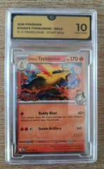 Pokémon - 1 Graded card - Typhlosion 034/182 Foil, Staff, Hobby en Vrije tijd, Nieuw