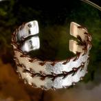 Zilveren klemarmband met leer ; JWLZ | 60 mm (zware armband), Sieraden, Tassen en Uiterlijk, Armbanden, Ophalen of Verzenden, Gebruikt
