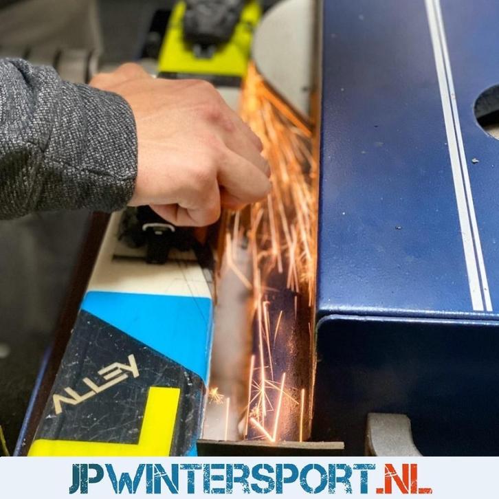 Uw snowboard waxen en slijpen || Klaar terwijl u wacht!, Sport en Fitness, Snowboarden, Board, Nieuw, Ophalen