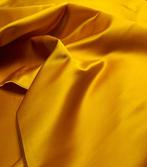 B151 - 590 x 135 cm - Pregiata Duchesse in 100% pura seta -