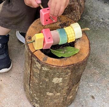 Yellow Door - Yellow Door - Sensory Play Stones - Threading beschikbaar voor biedingen