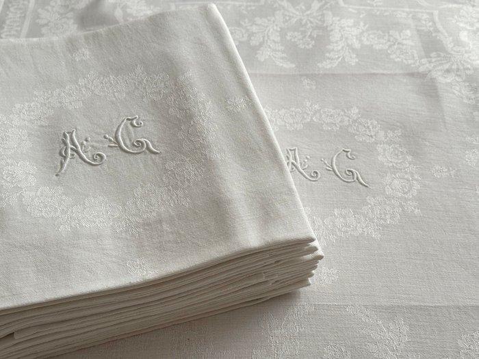 Franse tafellinnen. 12 mooie servetten. Monogram AG., Antiek en Kunst, Antiek | Kleden en Textiel