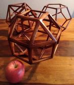 Globe - Da Vinci figures - Solides de Platon - Leau - la