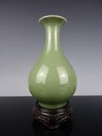 Vaas - Porselein - China - Qing Dynastie (1644-1911), Antiek en Kunst