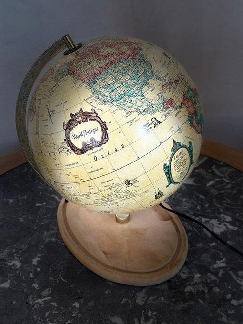 Globe - 1940-1950 - Antieke stijl wereldbol – Verlicht met, Antiek en Kunst, Curiosa en Brocante