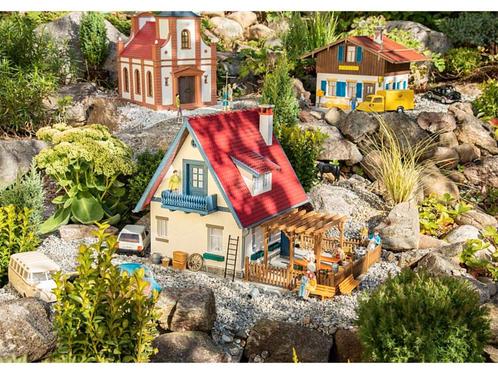 POLA 331084 Einfamilienhaus mit Pergola (Huizen) (Huizen), Hobby en Vrije tijd, Modelbouw | Figuren en Diorama's, Nieuw, Ophalen of Verzenden