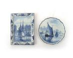 Twee aardewerken plaquettes, Nederland, Delft, 1911-1931