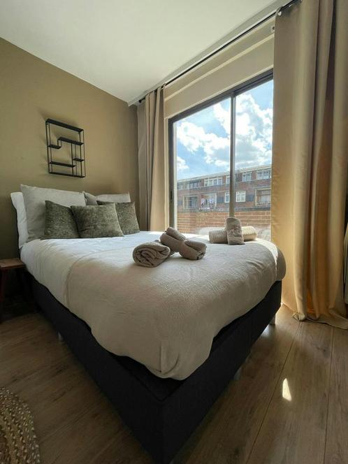 Studio te huur in Schiedam - 95 m² - 2 kamer(s) - 2 kamers, Huizen en Kamers, Kamers te huur, Rotterdam