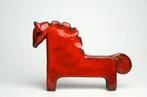 Urszula Despet - sculptuur, Red Horse - 12 cm - Keramiek -, Antiek en Kunst, Kunst | Designobjecten