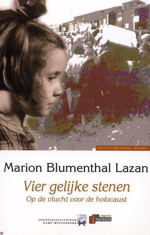 Vier gelijke stenen / Verbum Holocaust bibliotheek, Boeken, Geschiedenis | Wereld, Zo goed als nieuw, Verzenden
