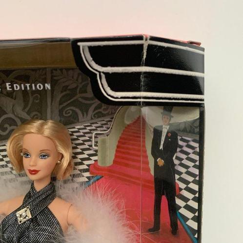 Mattel - Barbiepop Stepping Out Barbie Collector edition, Antiek en Kunst, Antiek | Speelgoed