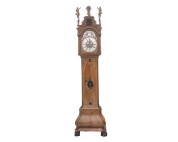 Een staand horloge, Holland, 1e helft 18e eeuw beschikbaar voor biedingen
