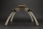 Ox Saddle with Mother-of-Pearl Inlay – Traditional Japanese, Antiek en Kunst, Antiek | Overige Antiek