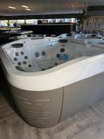 Jacuzzi J-575 Showroommodel – NU €25.000,-, Nieuw
