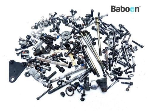 Bouten en Moeren Suzuki VL 800 2005-2010 Boulevard C50 C800, Motoren, Onderdelen | Suzuki, Gebruikt, Verzenden