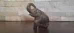 Pierre Chenet (XX-XXI) - sculptuur, LElephant a la patte